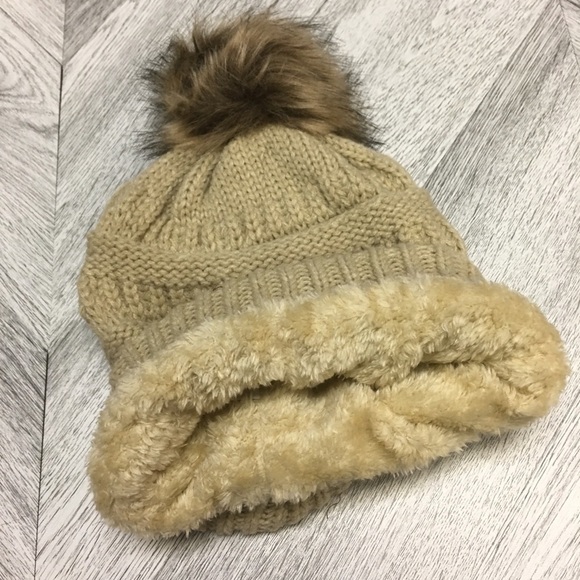 NEW! Fur Lined Knit Pom Pom Beanie in Beige - Picture 7 of 7